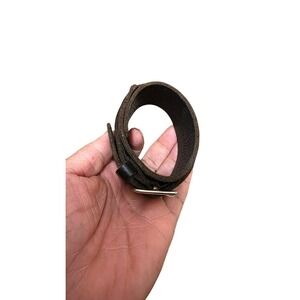 Mapeli Leather Handcrafted Black Leather Adjustable Wristband Silver Buckle Clos